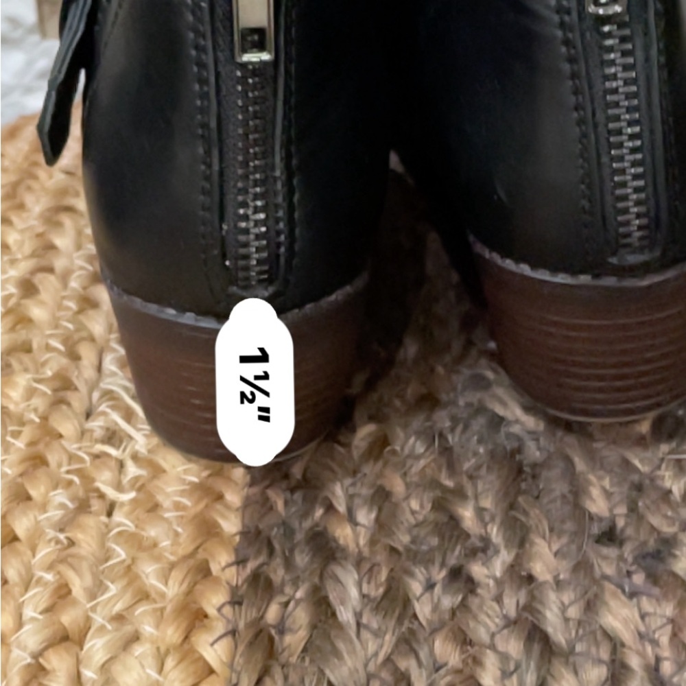 DAVID AARON Women’s Black Ankle Boots Sz. 7 - Picture 8 of 8